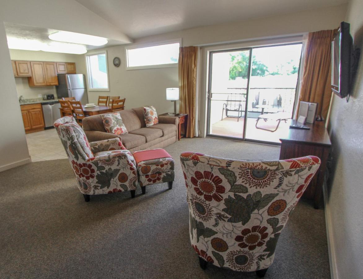Multi Resorts At Villas At Southgate St. George Buitenkant foto